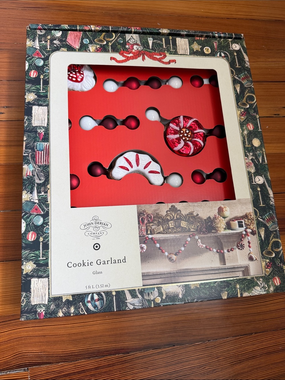 John Derian Red & White Cookie Garland - Glass Holiday Decoration